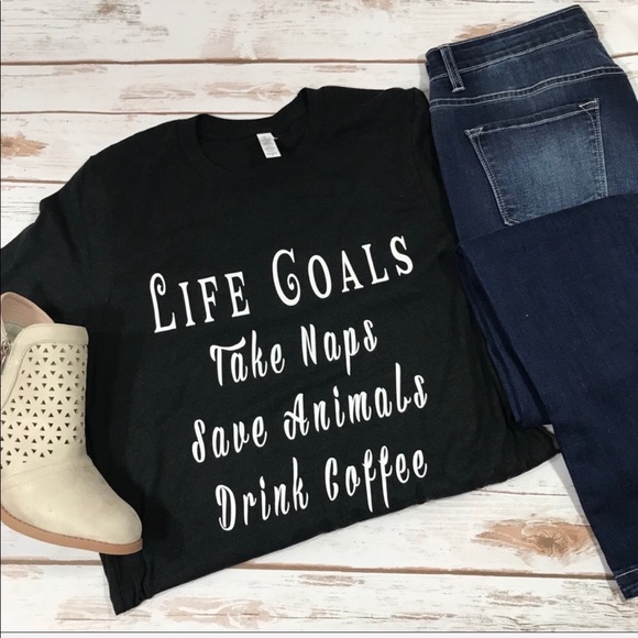 Life Goals Graphic Tee - Picture 2 of 3